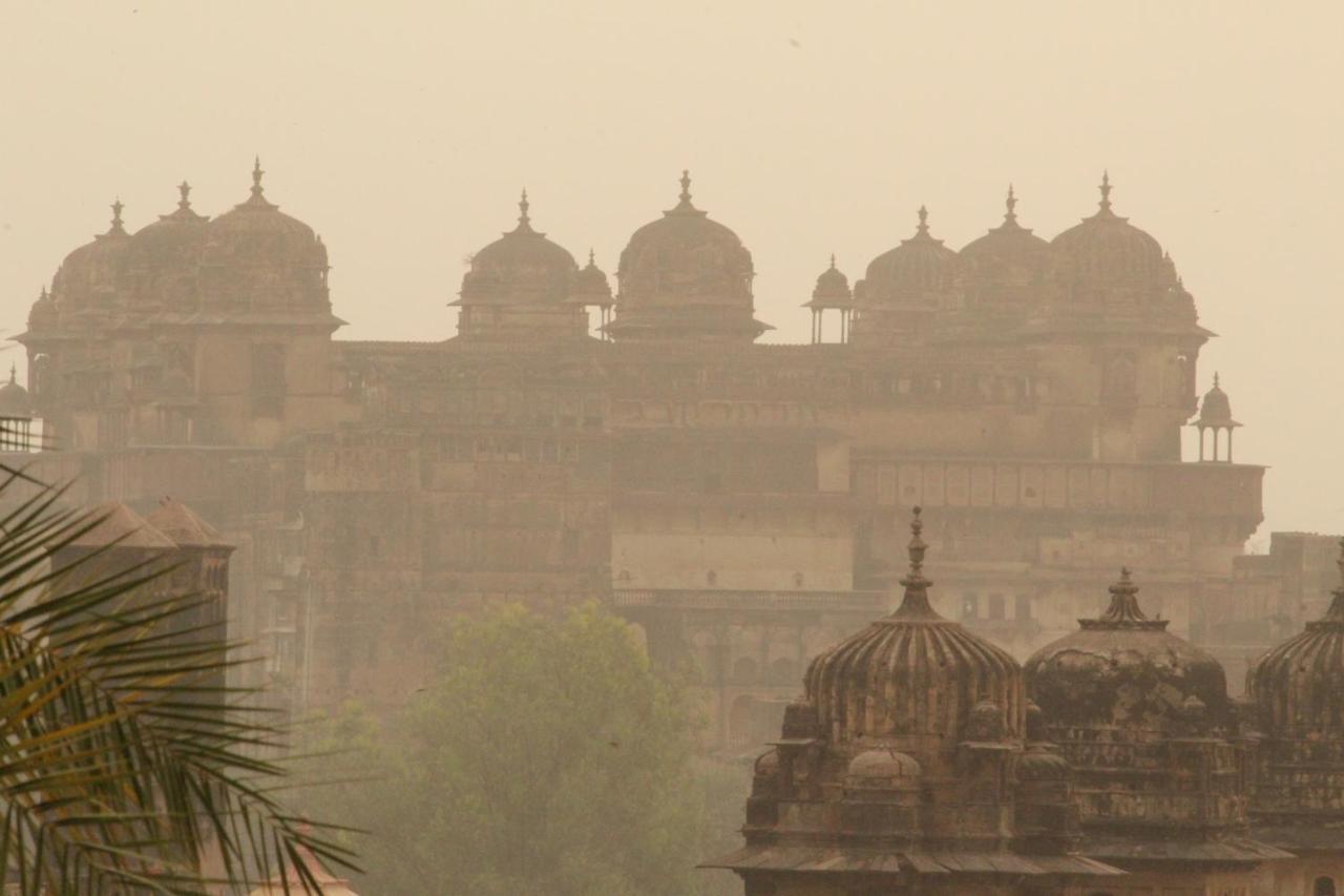 Sunset Backpackers Hostel Orchha Exteriör bild