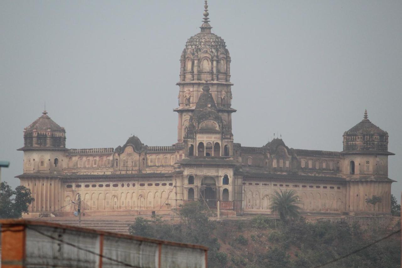 Sunset Backpackers Hostel Orchha Exteriör bild